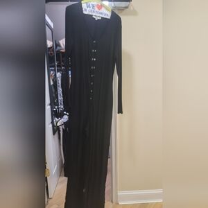 Chic Black Button-Up Jumpsuit